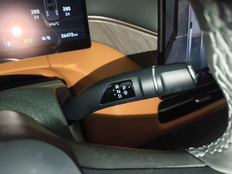 Used Wey Gaoshan 2025 Four-Wheel Drive Alpine 8 — 13