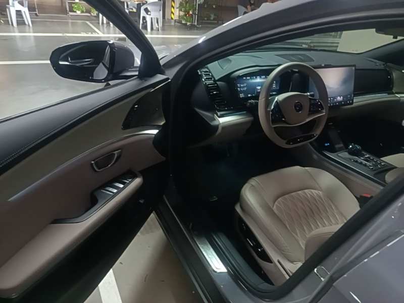 Used BYD Han 2025 DM-i 125KM Elite Model — 15