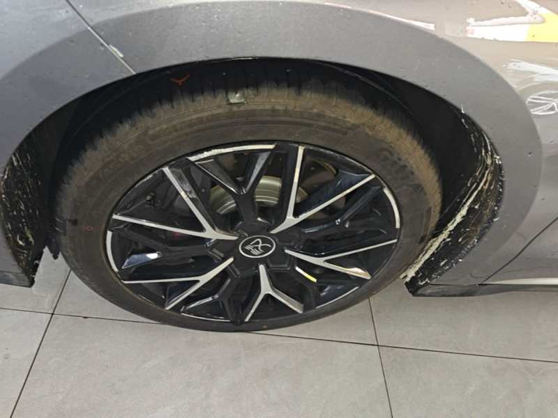Used BYD Han 2022 EV Genesis Edition 610KM All-Wheel Drive Premium Model — 22