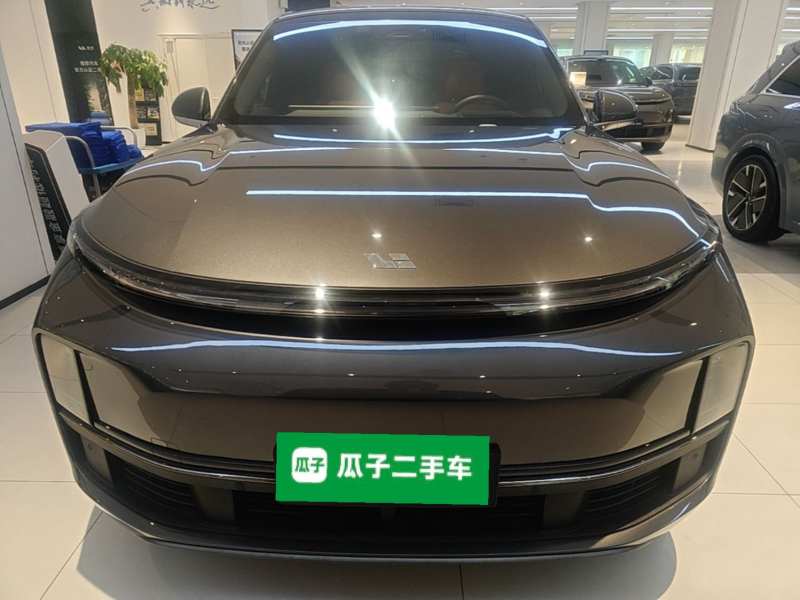 Used Li Auto L8 2023 Pro Model — 2