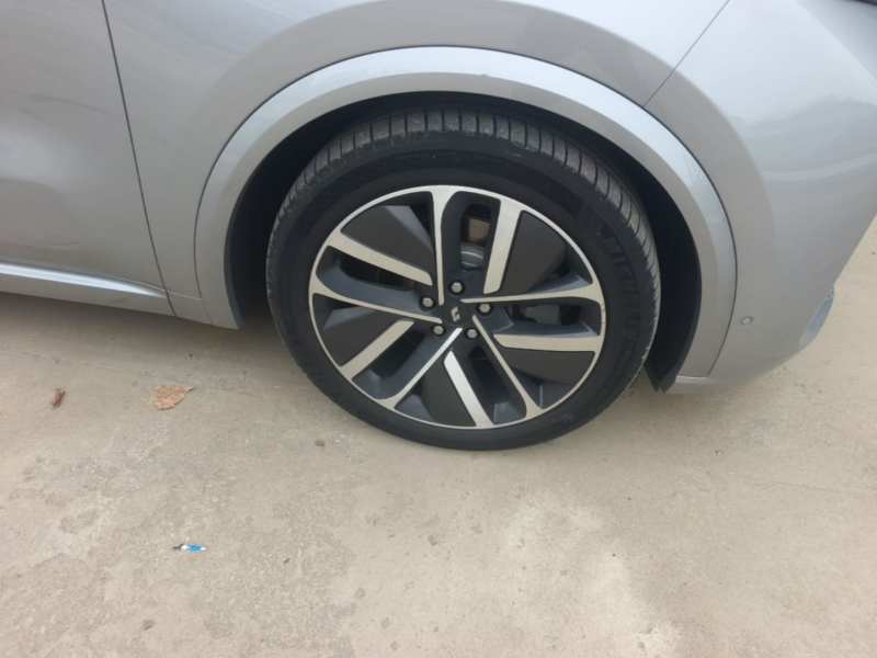 Used Li Auto L9 2022 Max model — 8