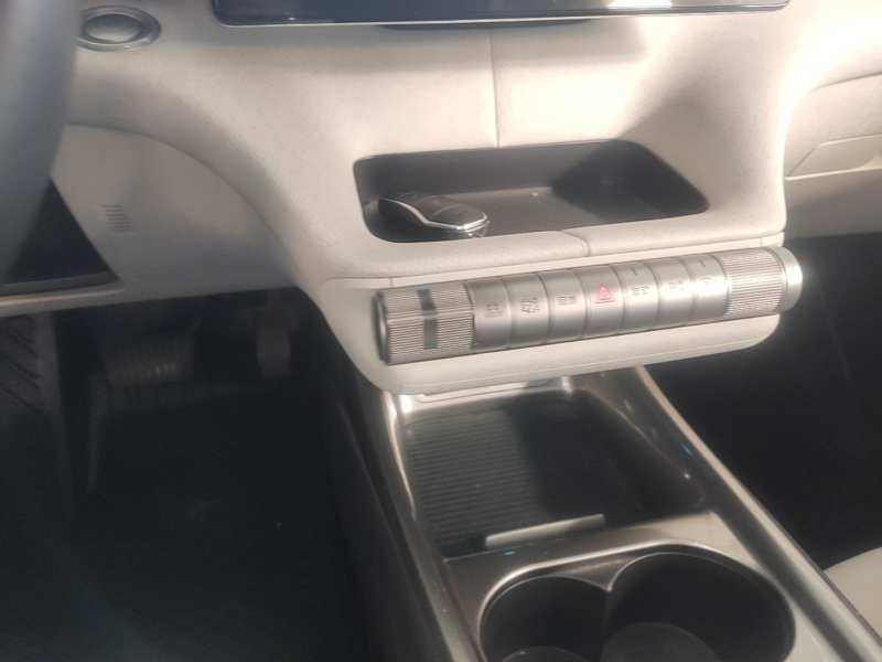 Used BYD Dolphin 2021 405 km Free Version — 13