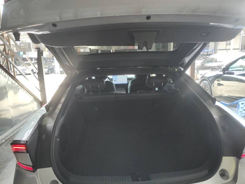 Used XPeng P7+ 2024 Long-Range Max — 18