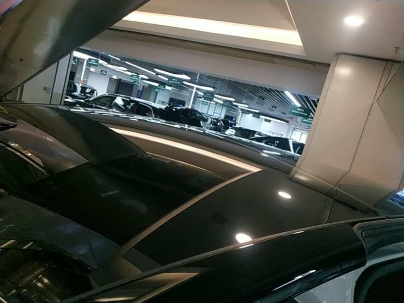 Used Li Auto MEGA 2025 Ultra Smart Refreshed Edition — 26