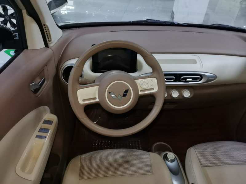 Used Wuling Hongguang MINIEV 2025 Four-Door Version Advanced Edition — 10