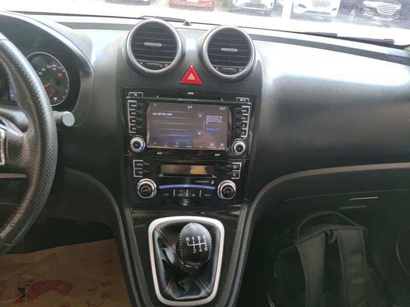 Used Haval H6 2016 Upgraded Model 1.5T Manual Two-Wheel Drive Elite Version — 12