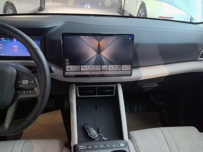 Used BYD Yuan UP 2025 Intelligent Driving Version 401 km Leading Edition — 12