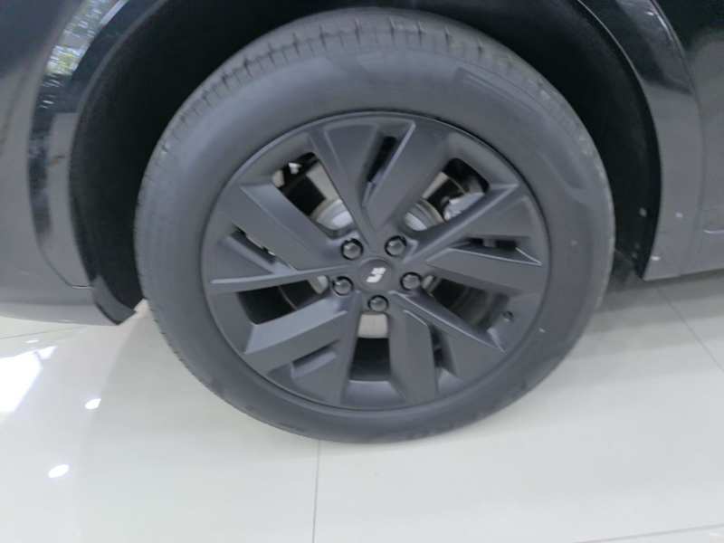 Used Li Auto L7 2023 Air model — 25