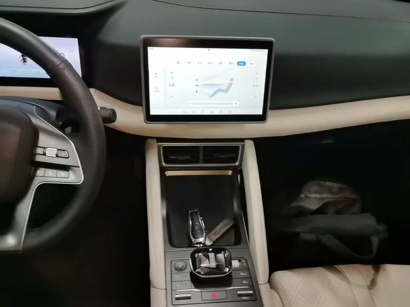 Used BYD Yuan UP 2024 401 km Active Version — 12