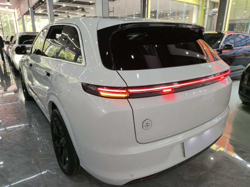 Used Li Auto L7 2023 Air model — 4