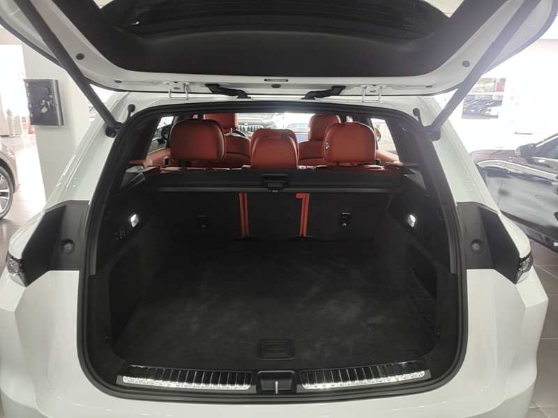 Used Li Auto L7 2025 Max Smart Refresh Edition — 18