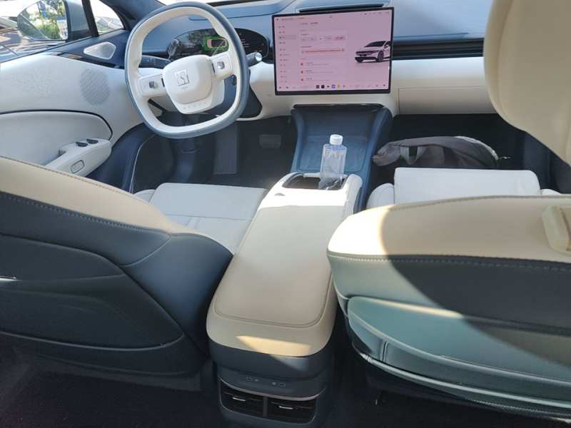 Used Zeekr 007 2024 Rear-Drive Enhanced Version 75 kWh — 9