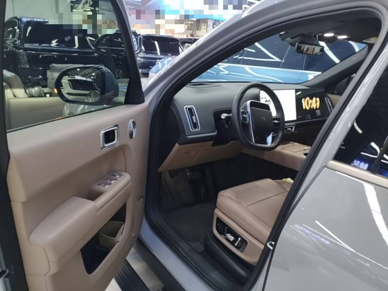 Used Li Auto L9 2025 Ultra Smart Refreshed Edition — 15