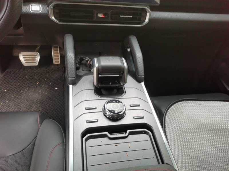 Used JETOUR Traveler 2023 2.0T All-Wheel Drive CrossPRO+ — 13