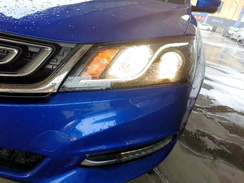 Used Geely Auto Emgrand 2017 Sedan Million Edition 1.5L Manual Upward Connect Version — 23