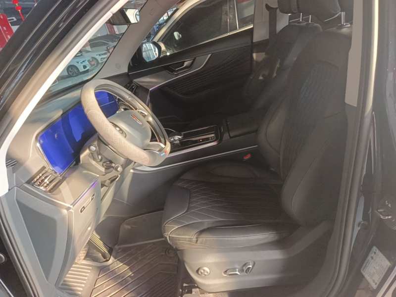 Used Hongqi HS5 2023 2.0T Qixiang Pro Edition — 14