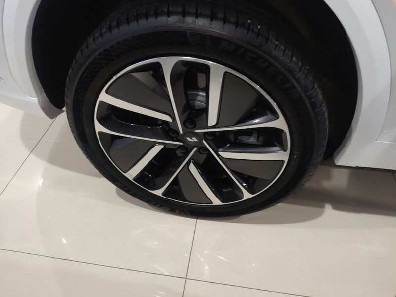 Used Li Auto L7 2024 Pro Model — 25