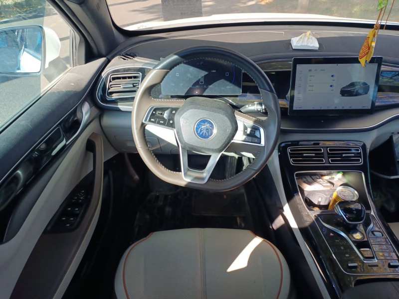 Used BYD Qin PLUS 2023 Champion Edition DM-i 55KM Superior Model — 11