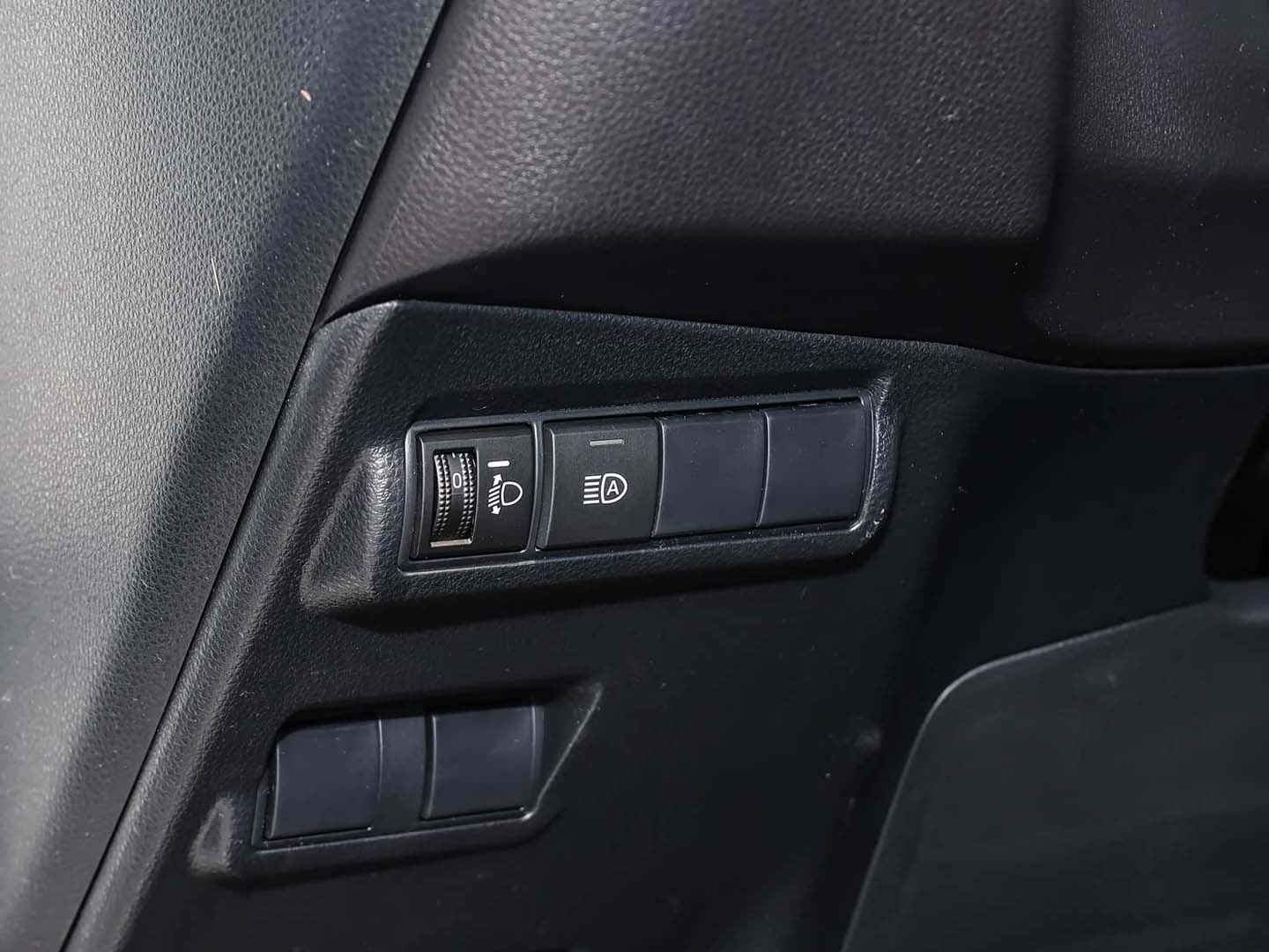 2026 TOYOTA COROLLA CROSS 2.0L HYBRID ELITE EDITION — 7