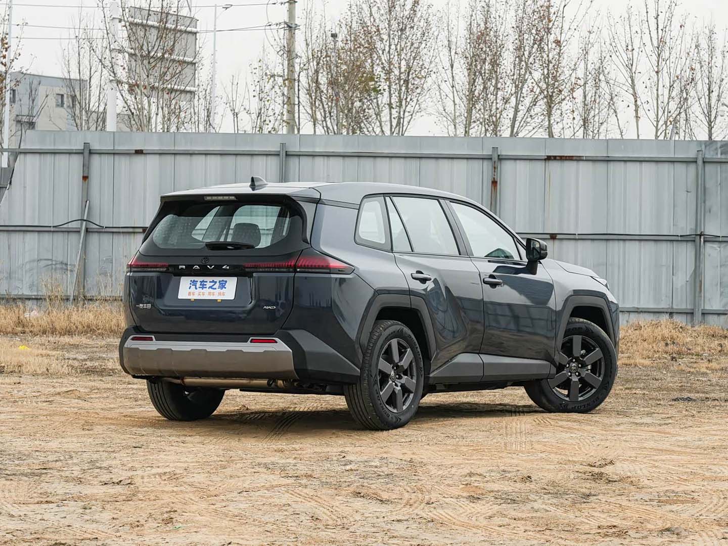 2026 TOYOTA RAV4 2.9L 4WD LUXURY EDITION — 3