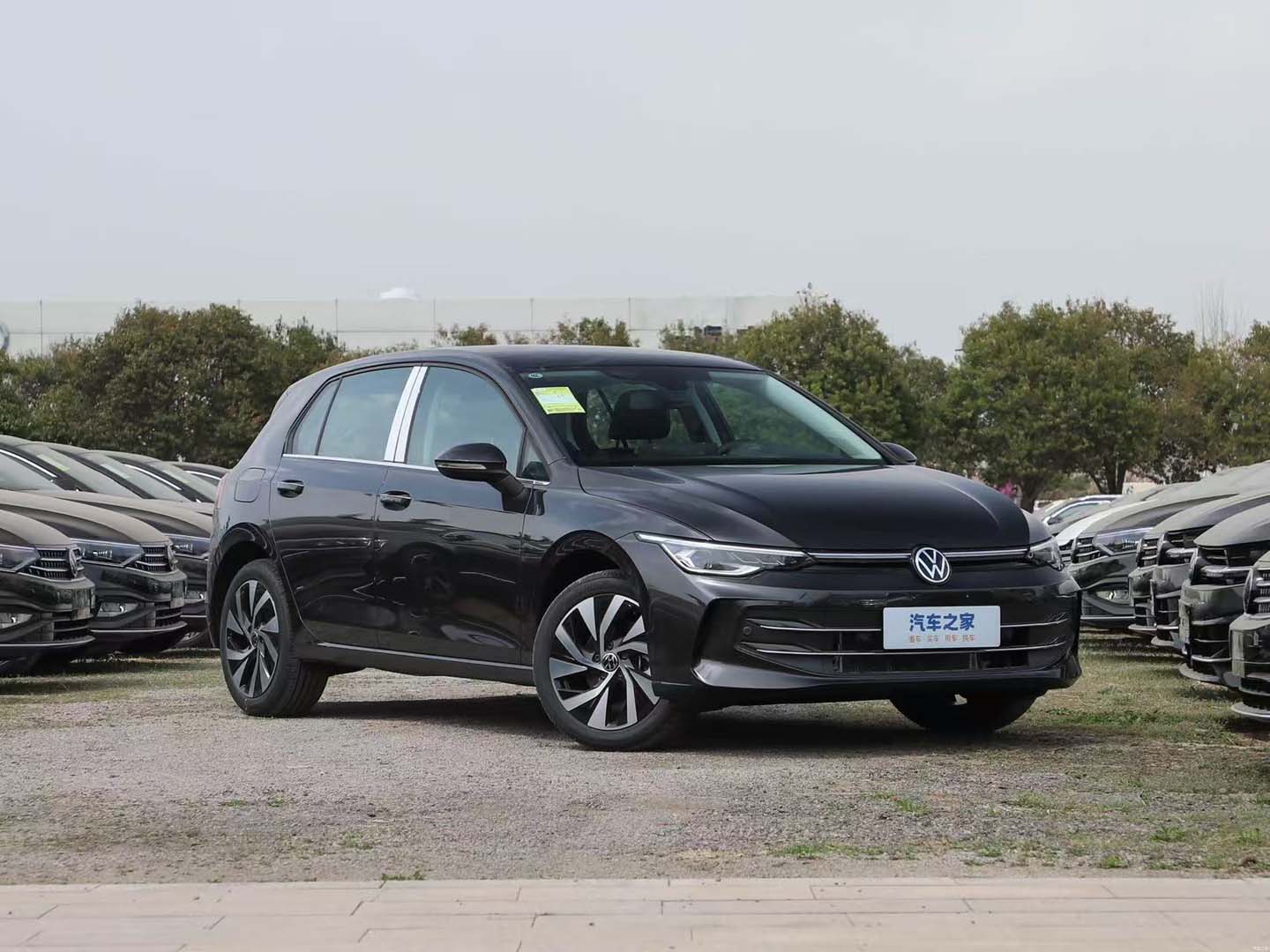 2026 Golf 300TSI R-Line — 3