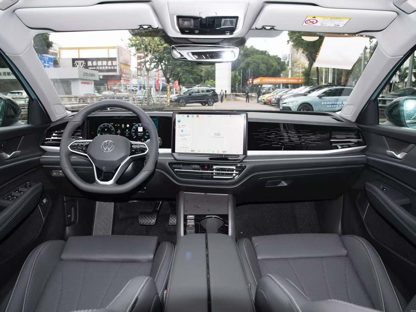 Passat 2026 Pro 300TSI Dragon Yao Edition — 7