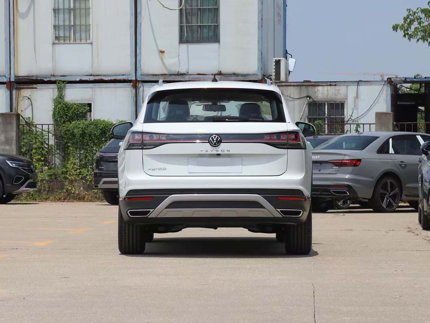 2026 Tayron L 380TSI 4WD Luxury Edition — 4