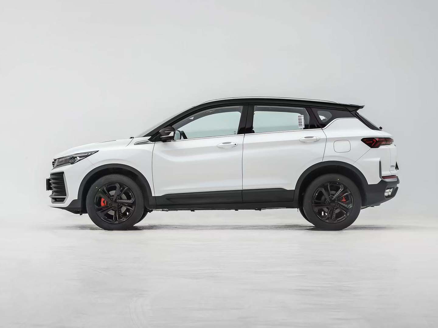 2026 Geely Coolray 1.5td DCT Starlight Edition — 2