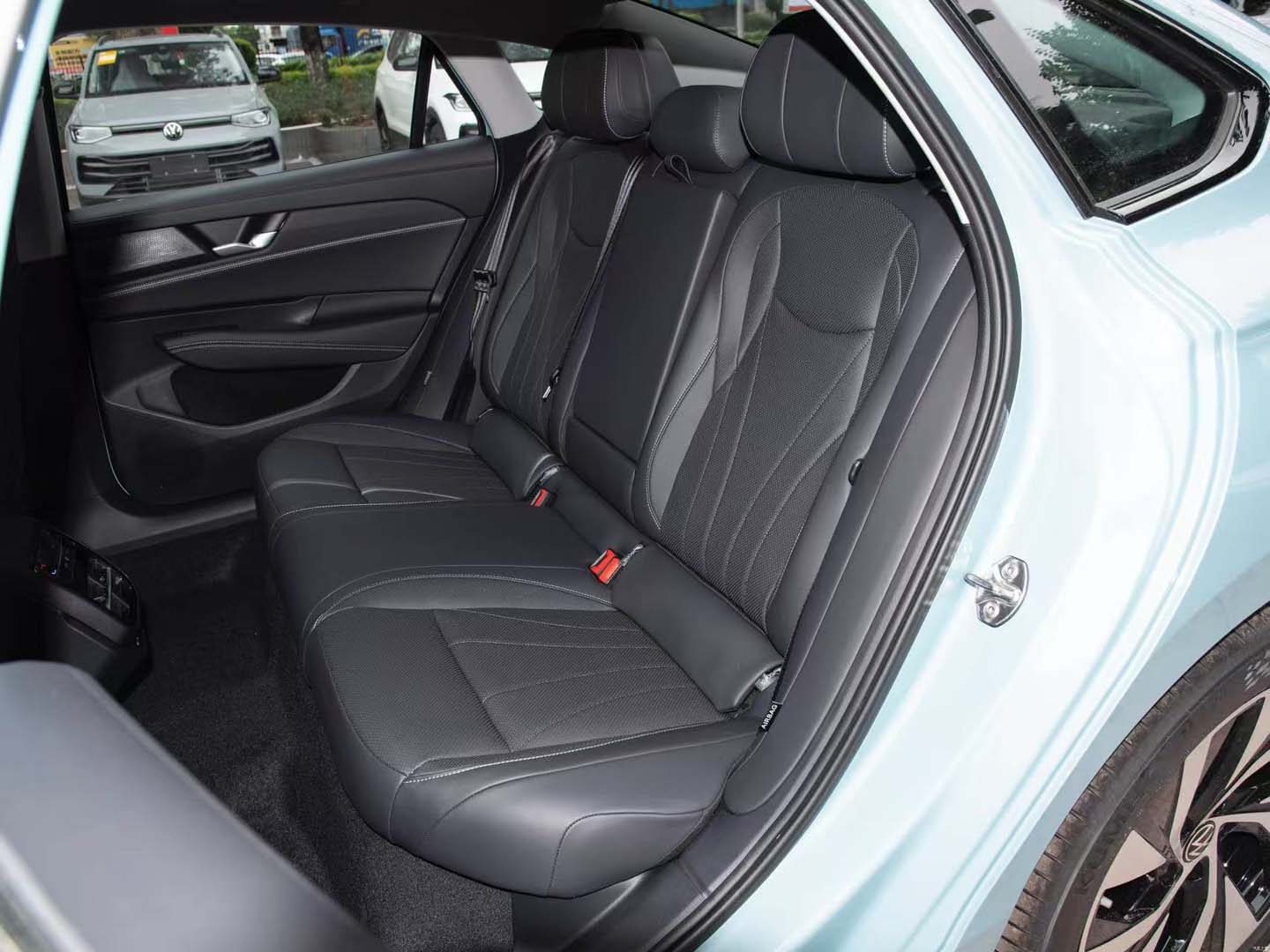 Passat 2026 Pro 300TSI Dragon Yao Edition — 8