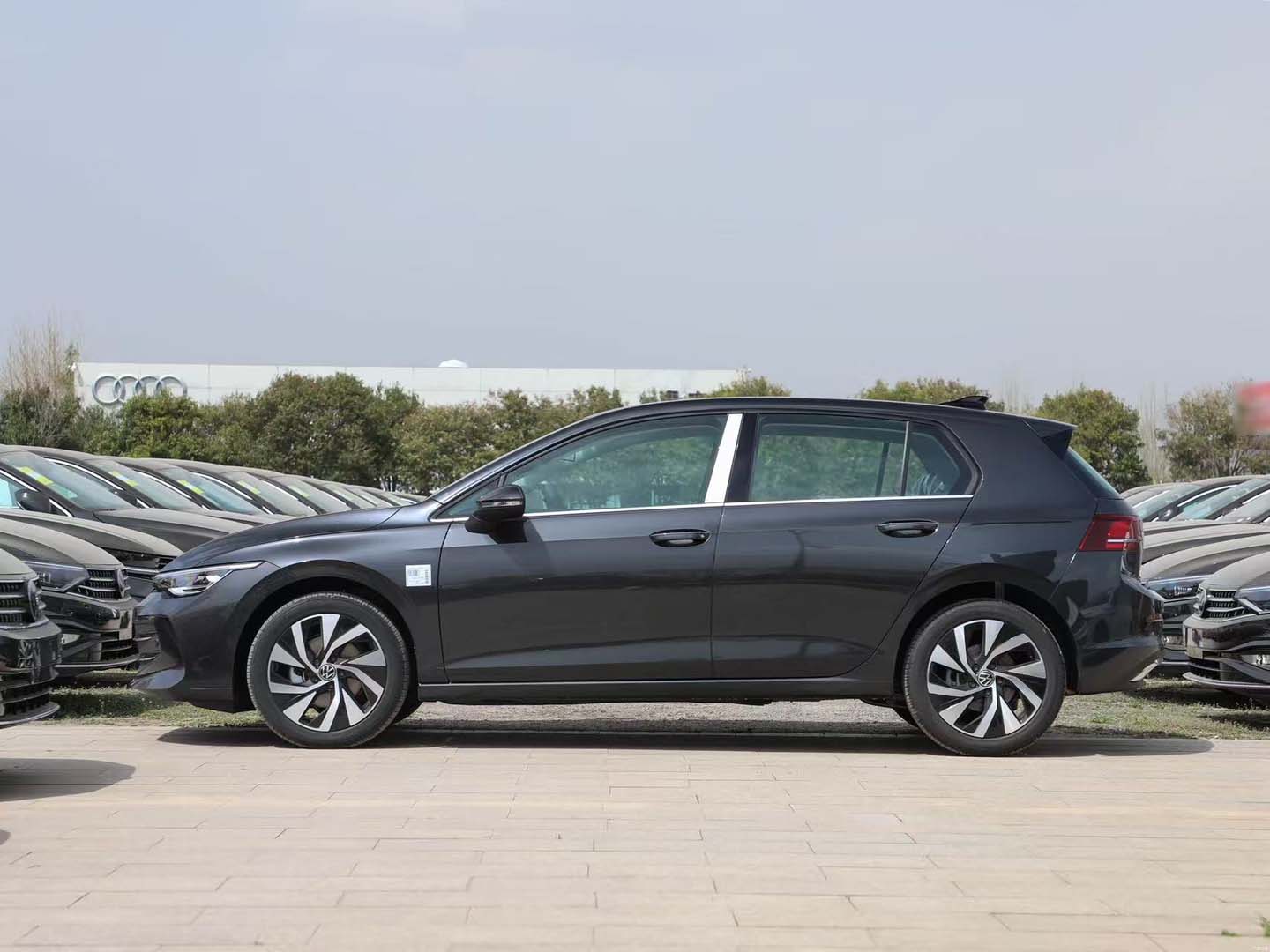 2026 Golf 300TSI R-Line — 2