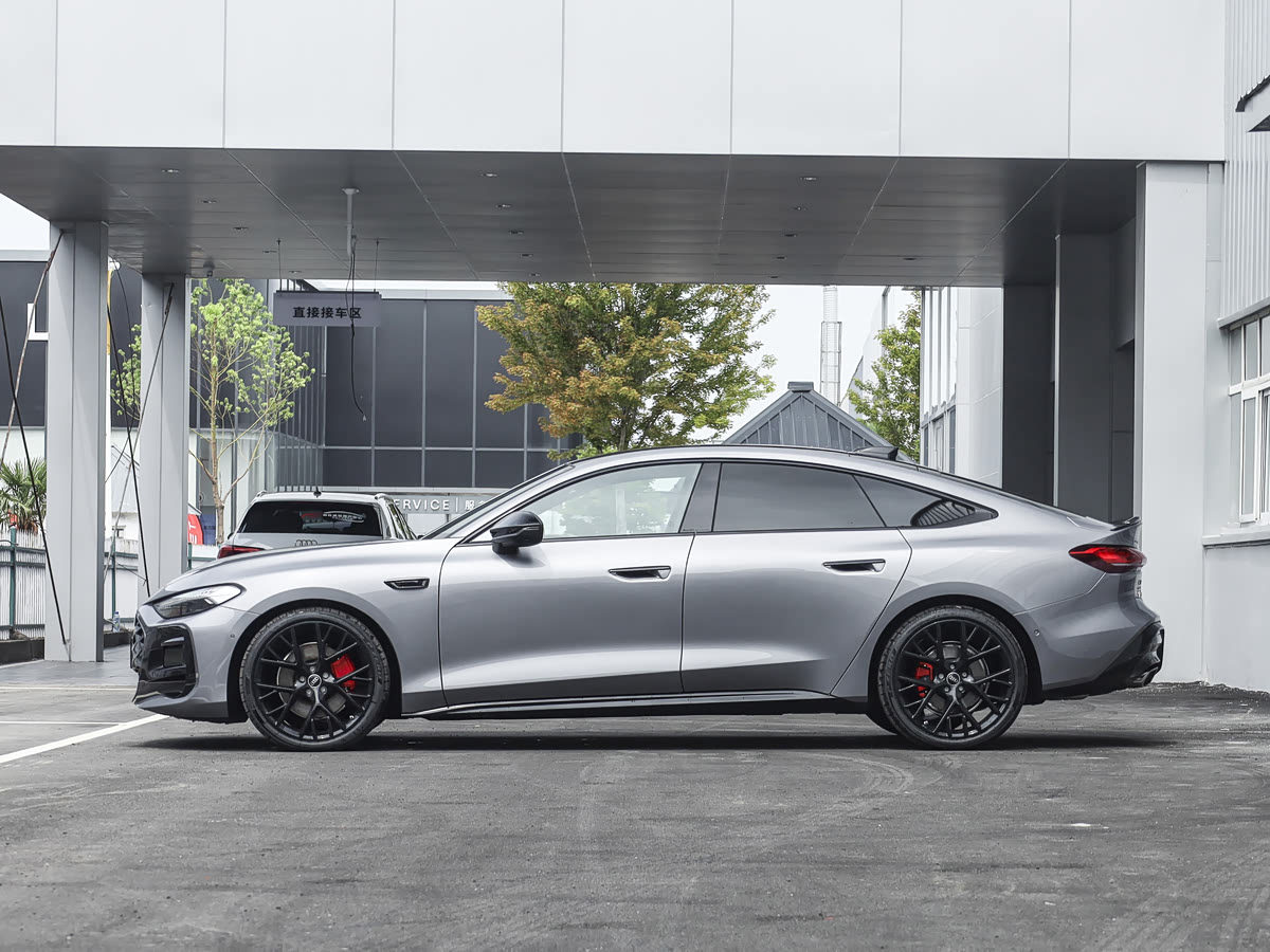 Audi A5L Sportback 2025 Premium Plus quattro — 4