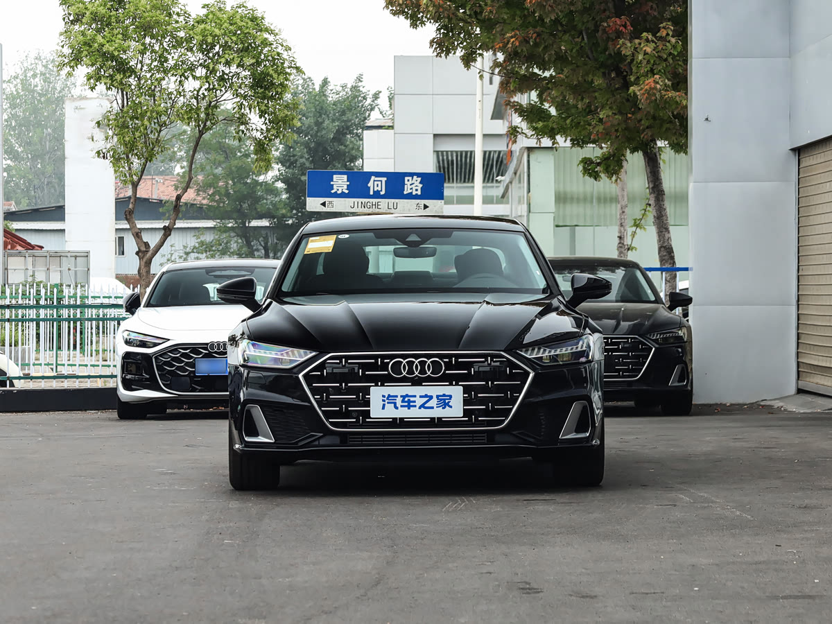 Audi A7L 45TFSI quattro Black Warrior Edition — 2