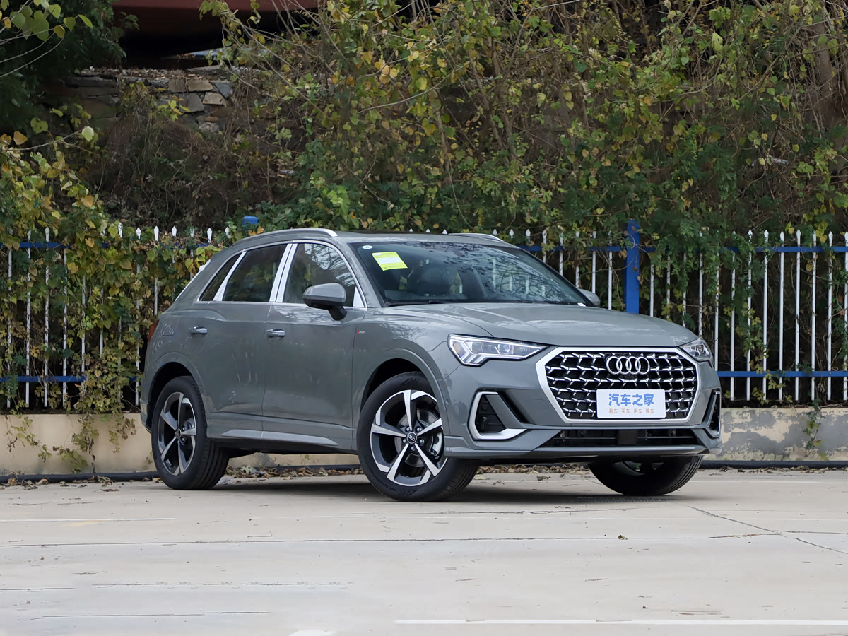 Audi Q3 2026 45th Anniversary 35TFSI Progressive — 3