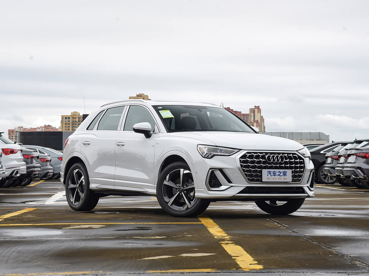 Audi Q3 2026 45th Anniversary 35TFSI Style — 3