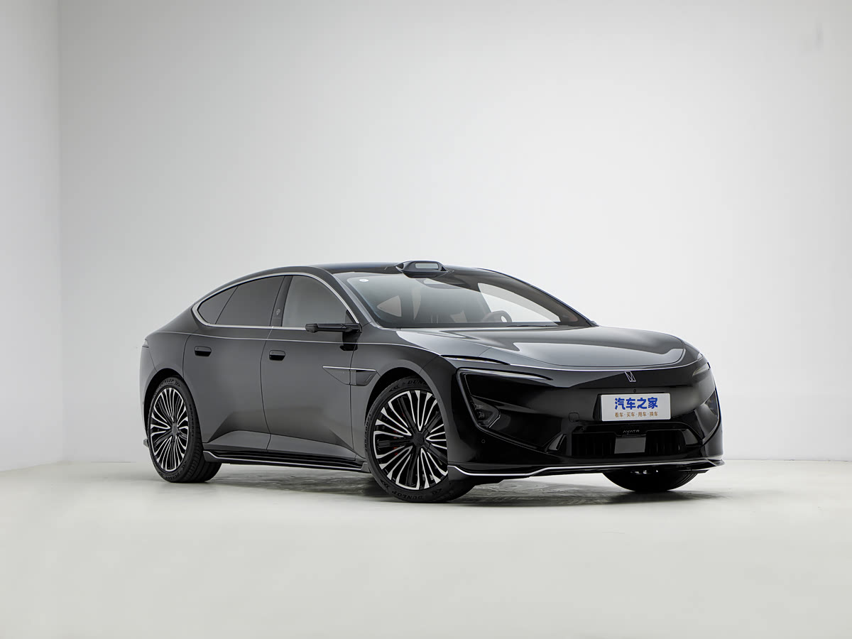 Avatr 12 735km Long Range AWD — 3