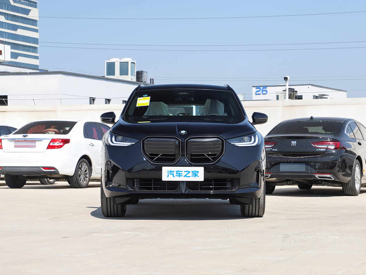 BMW X3 2025 xDrive30L Leading — 2