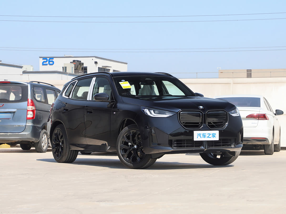 BMW X3 2025 xDrive30L Leading — 3