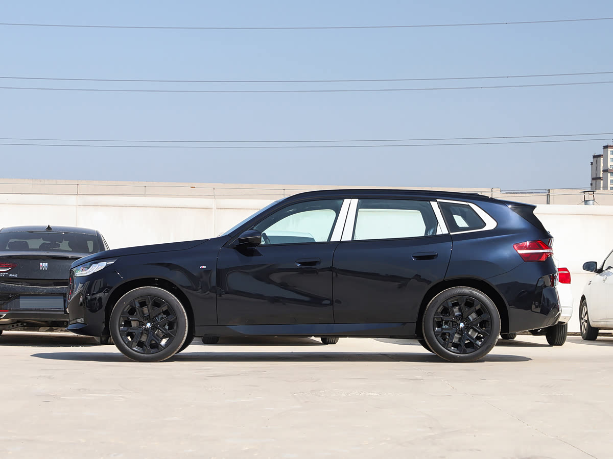 BMW X3 2025 xDrive30L Leading — 4