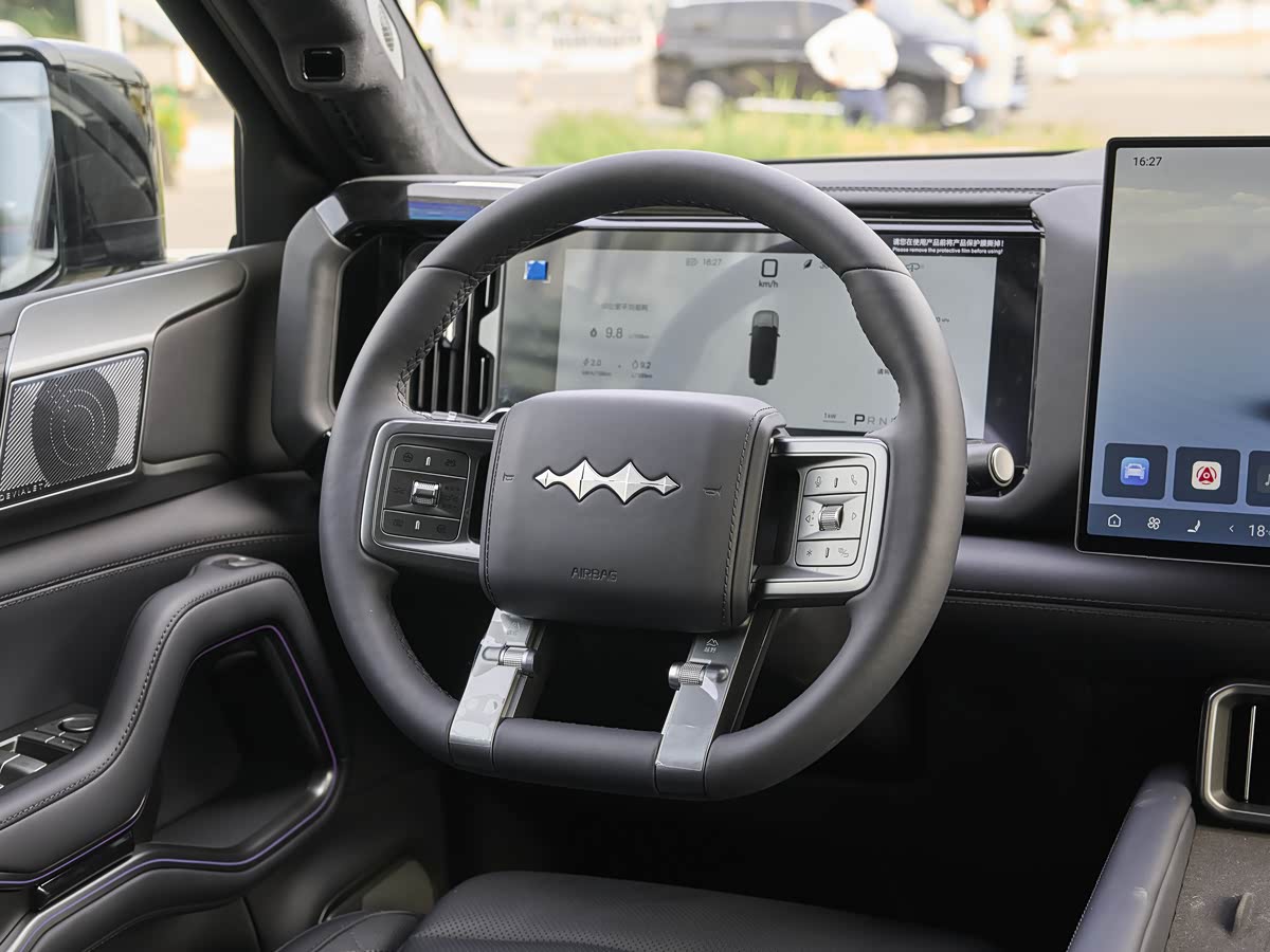 BYD Fangchengbao Bao 8 2025 Flagship 7-Seat — 1