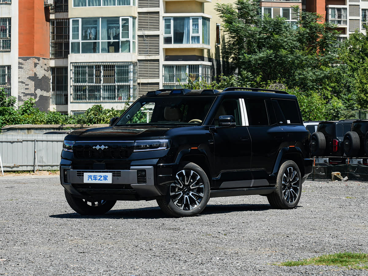 BYD Fangchengbao Bao 8 2025 Luxury 6-Seat — 1