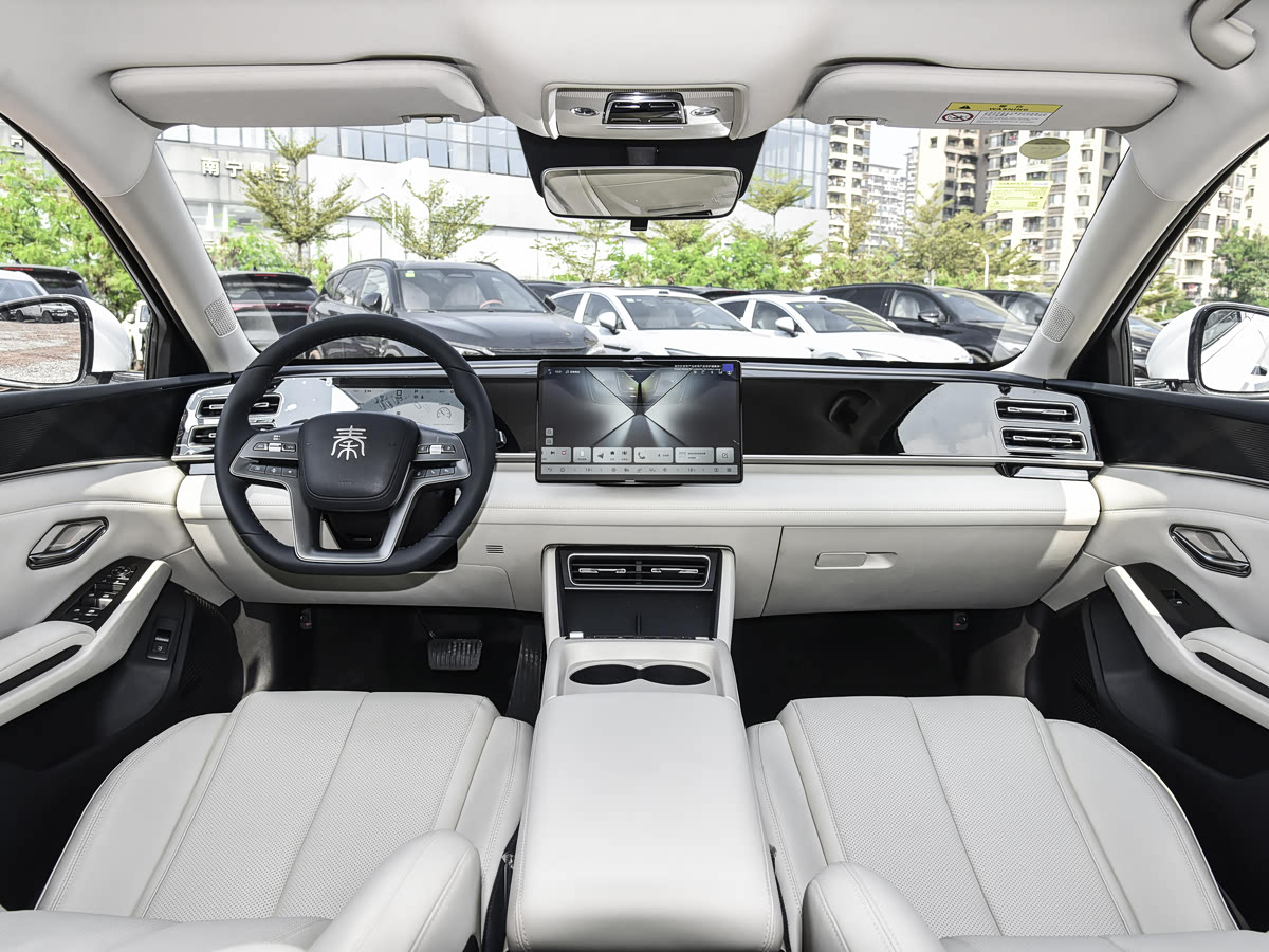BYD Qin L EV 470KM Leading — 5