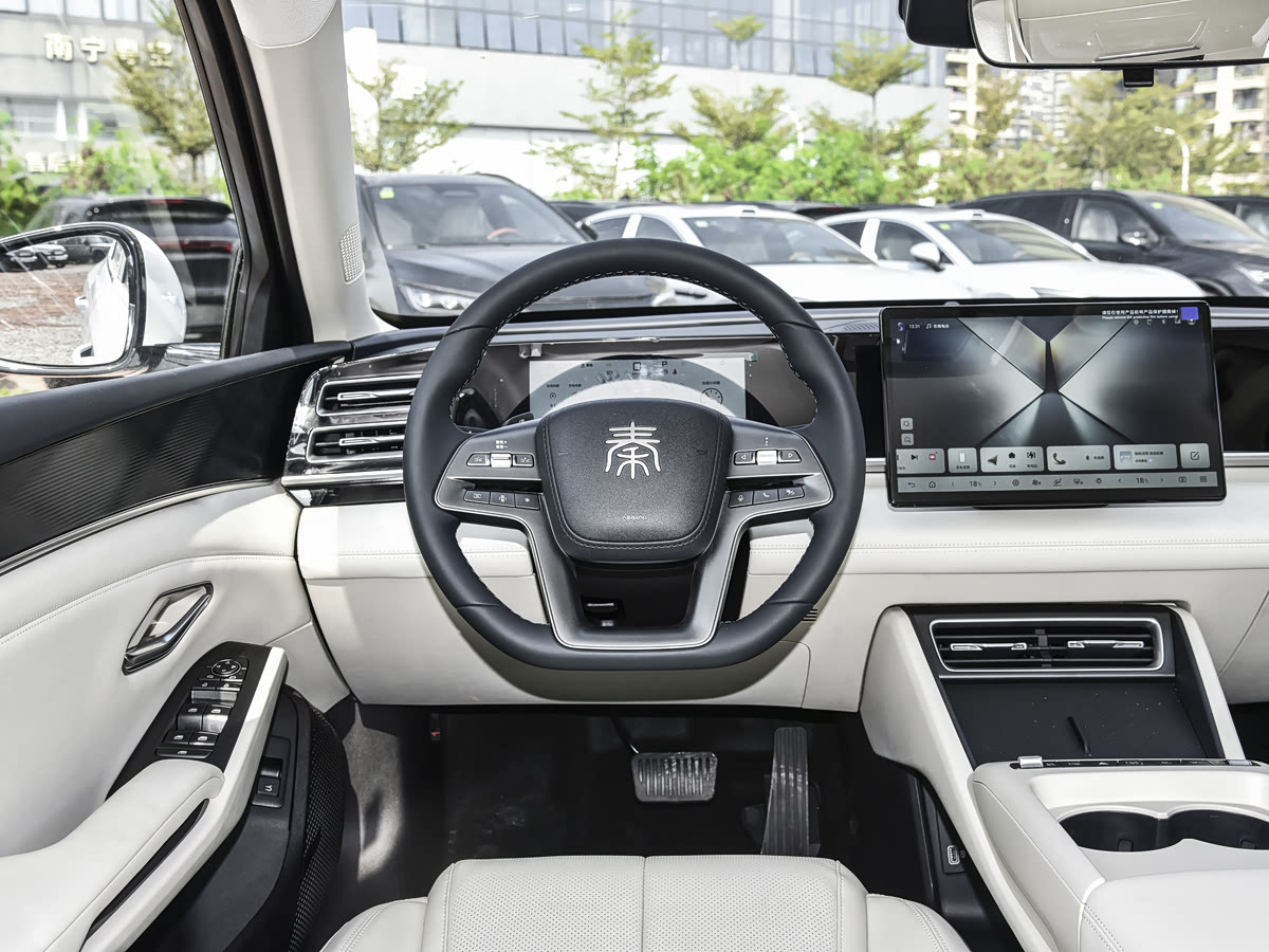 BYD Qin L EV 470KM Leading — 6