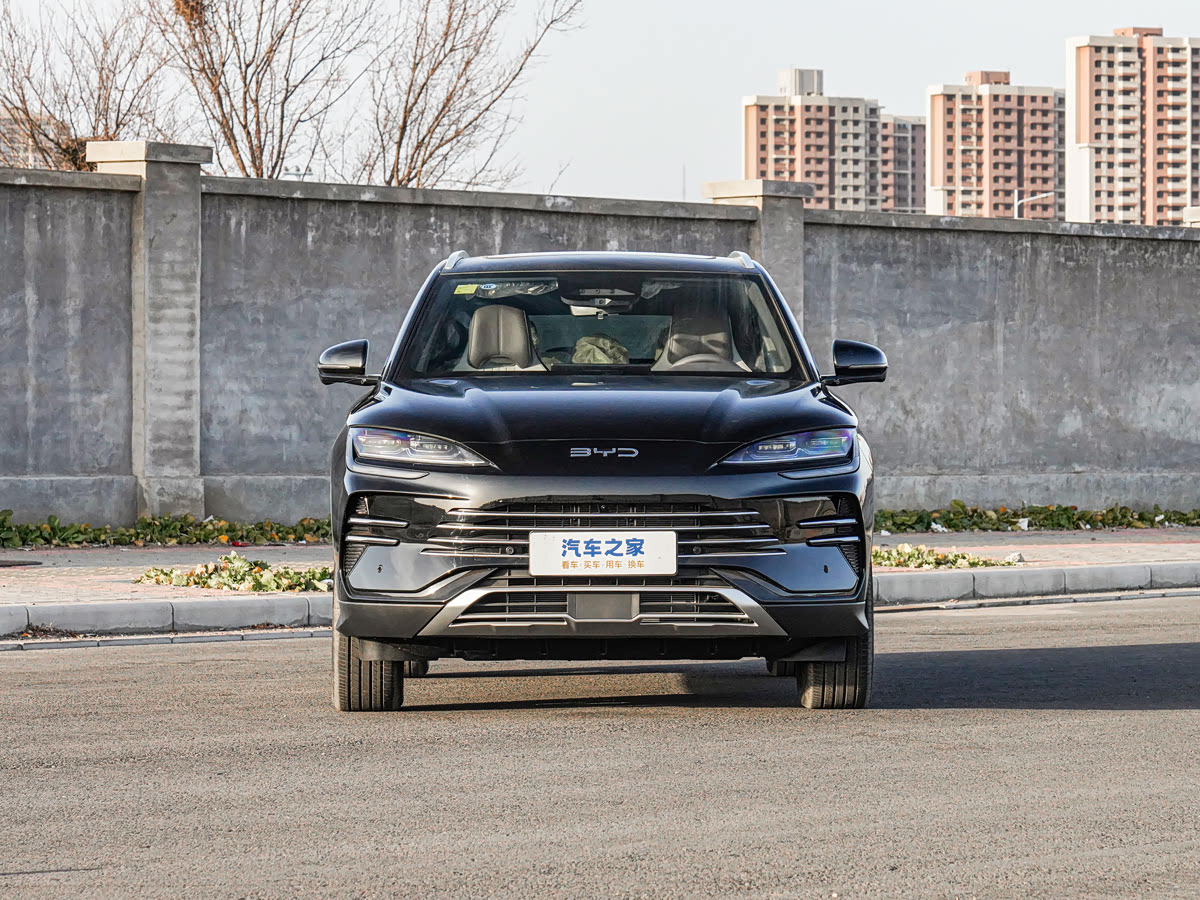 BYD Song PLUS EV Smart Drive 520KM Luxury — 2