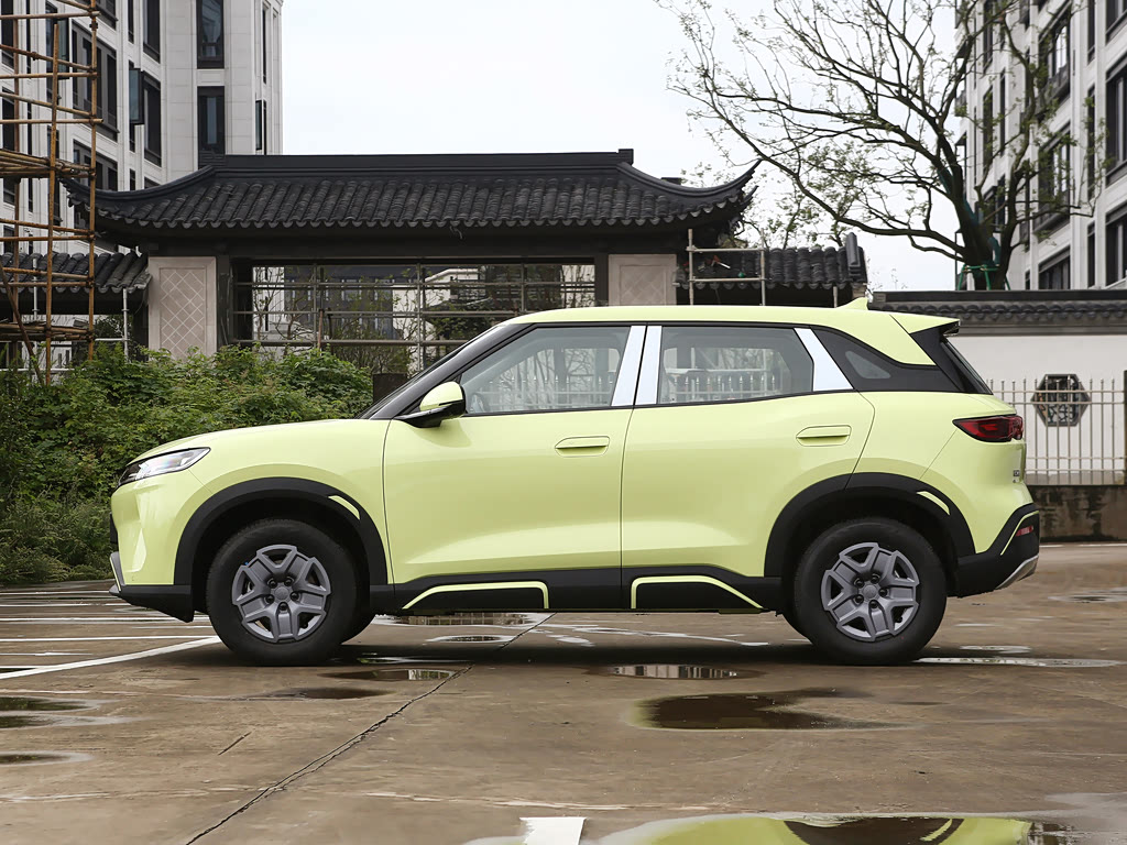BYD Yuan UP 2025 Max Smart 401KM Energy — 4