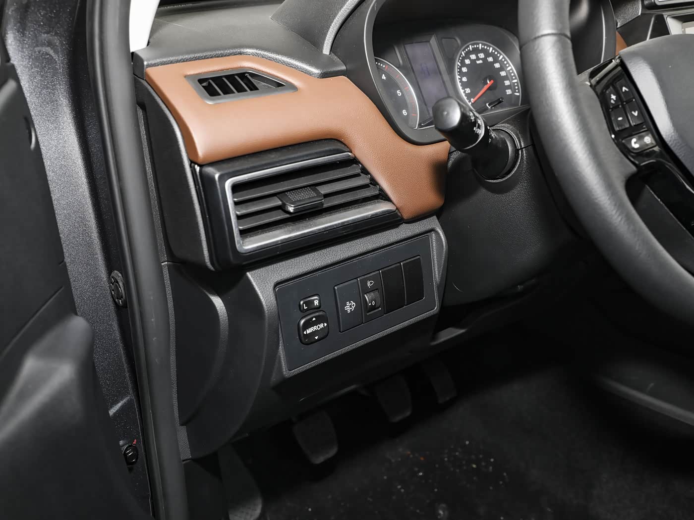 2026 Foton Star Truck P Single-Row Flatbed Comfort — 6