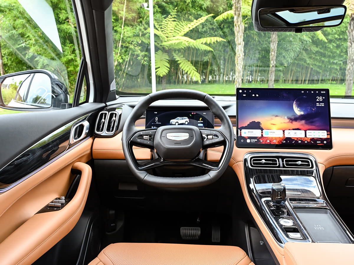Geely Boyue L 2025 1.5TD DCT Jinxiu — 6