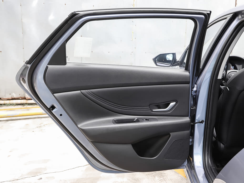2026 Elantra — 7