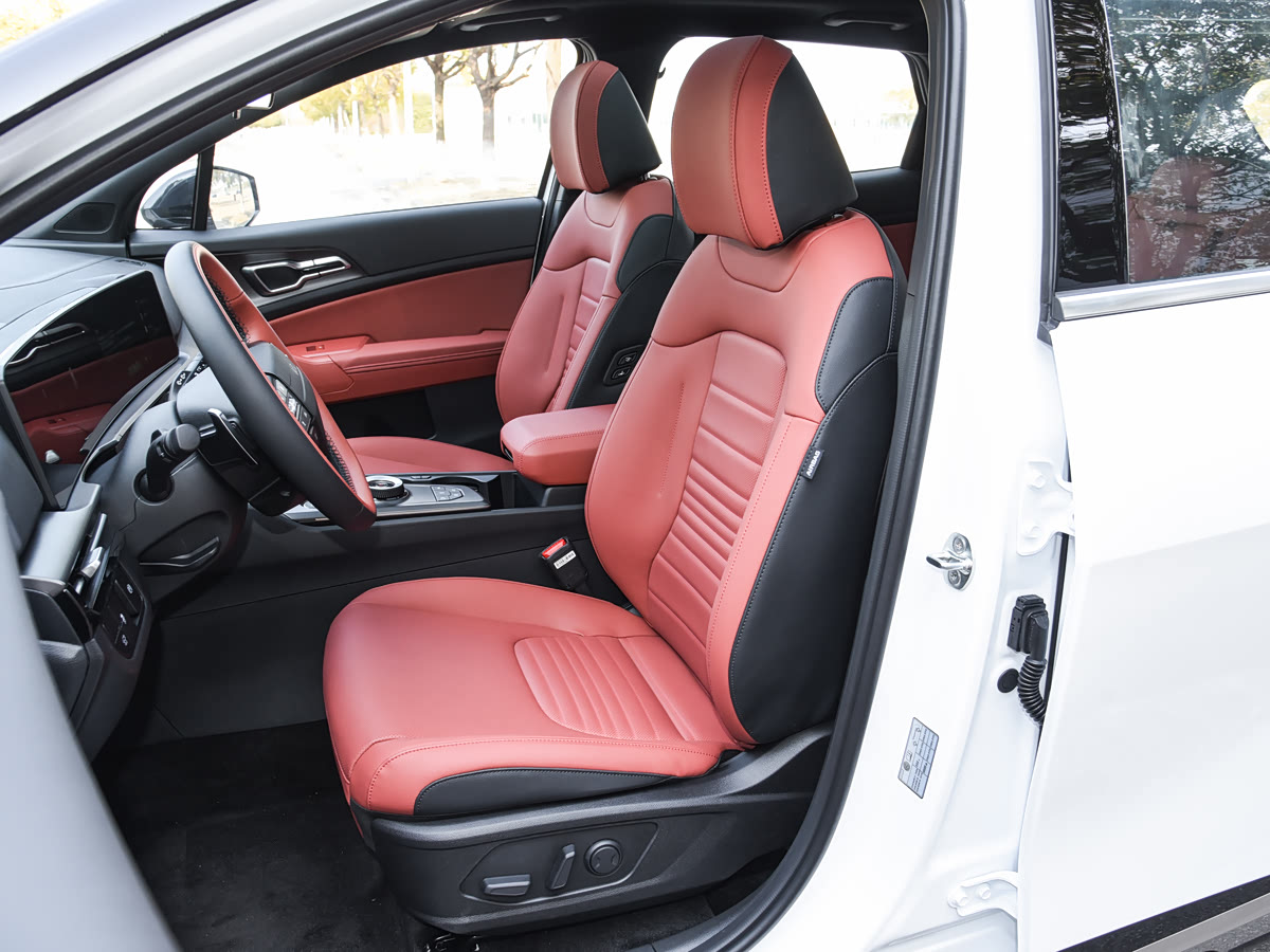 KIA Sportage 2025 1.5T 2WD Premium — 6