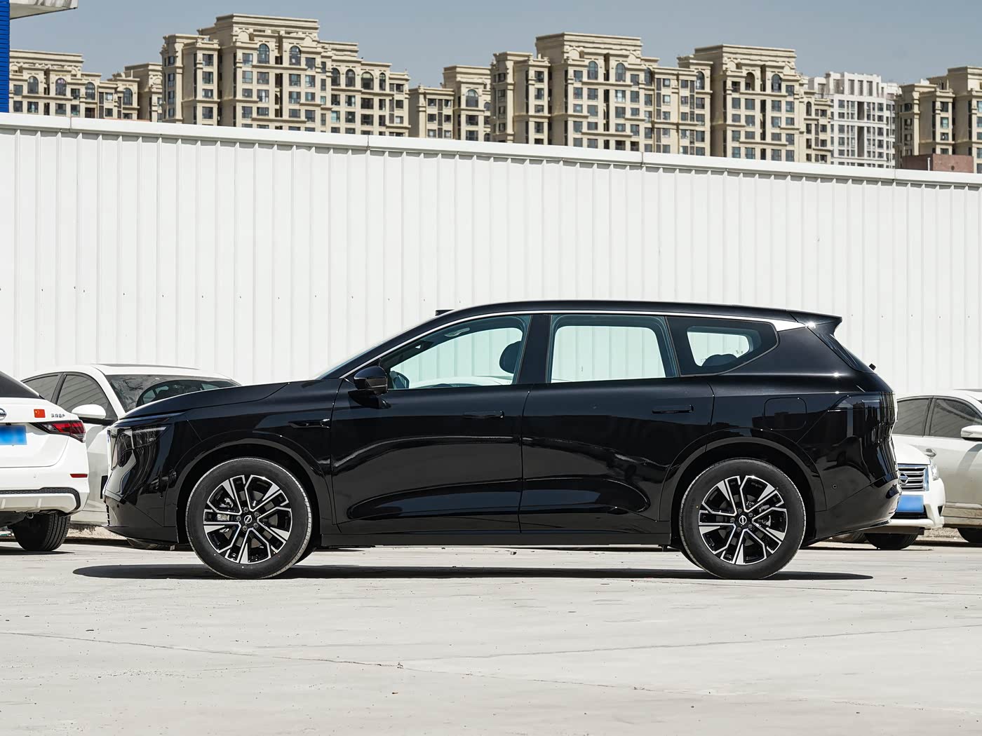 Nissan NX8 2026 650Max EV — 3