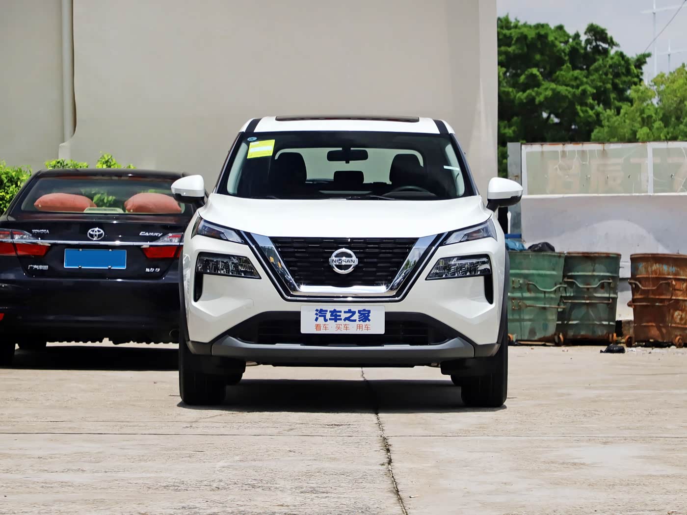 Nissan X-Trail 2025 Honor 2.0L 2WD Leading — 2
